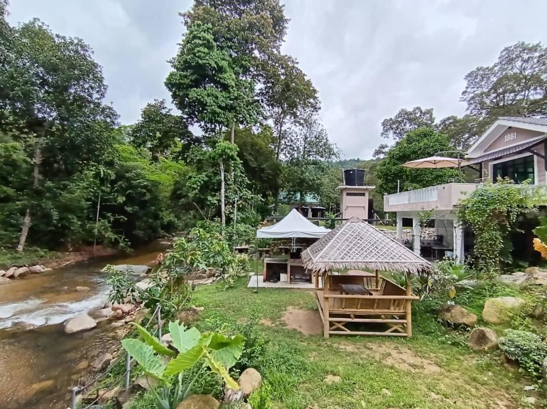 Dango1881Muslim Riverstay Padang Rengas Экстерьер фото